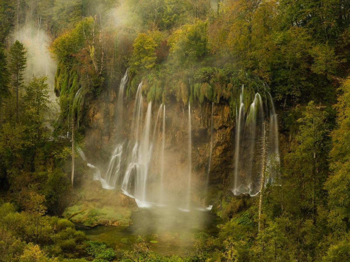 Afrodita Wellness Essence Plitvička Jezera Buitenkant foto